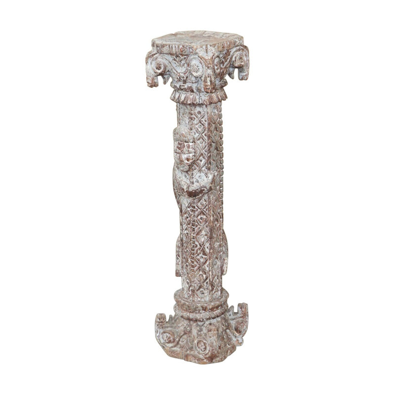 Figurines & Sculptures