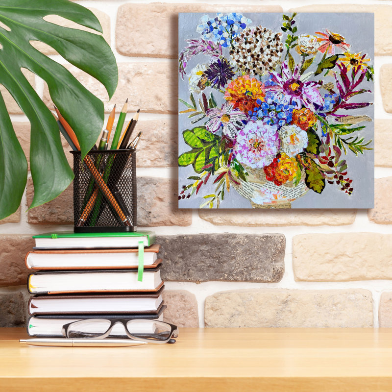 «Mixed Floral» par St Hilaire Elizabeth, art mural sur toile, H 12 po x l 12 po