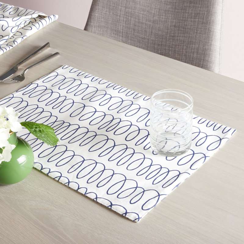 Loop And Dot 100% Cotton Rectangle, Blue/White