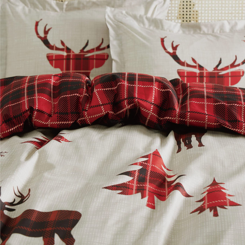 Holiday Vibe for Your Home Bedsure Holiday Christmas Duvet Cover, Reindeer, Queen Duvet Cover + 2 Standard Shams