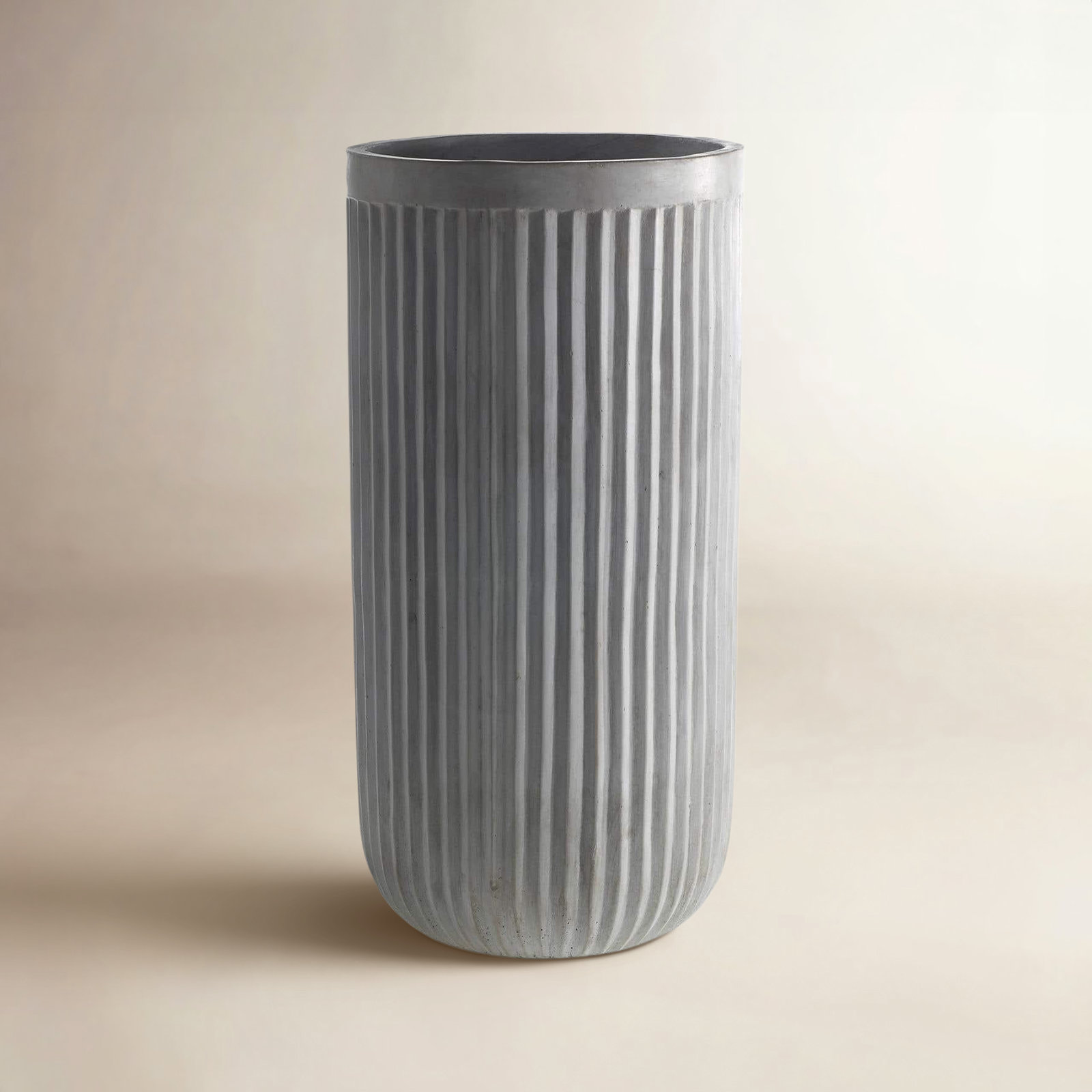 Xanthe 16" Handmade Pot Planter