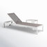 Ensemble de chaises longues inclinables 76 po avec table Aynura