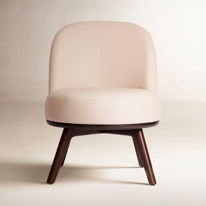 Chaise d'appoint moderne l 26,38 po Lagom, pieds en bois