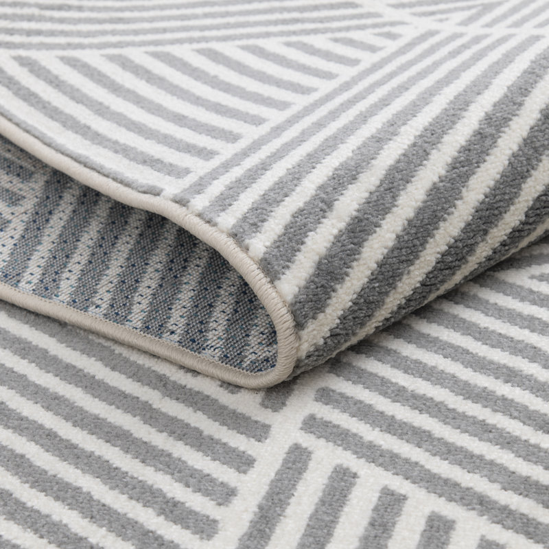 Averygrace Geometric Indoor / Outdoor Rug, Rectangle 2' x 3'