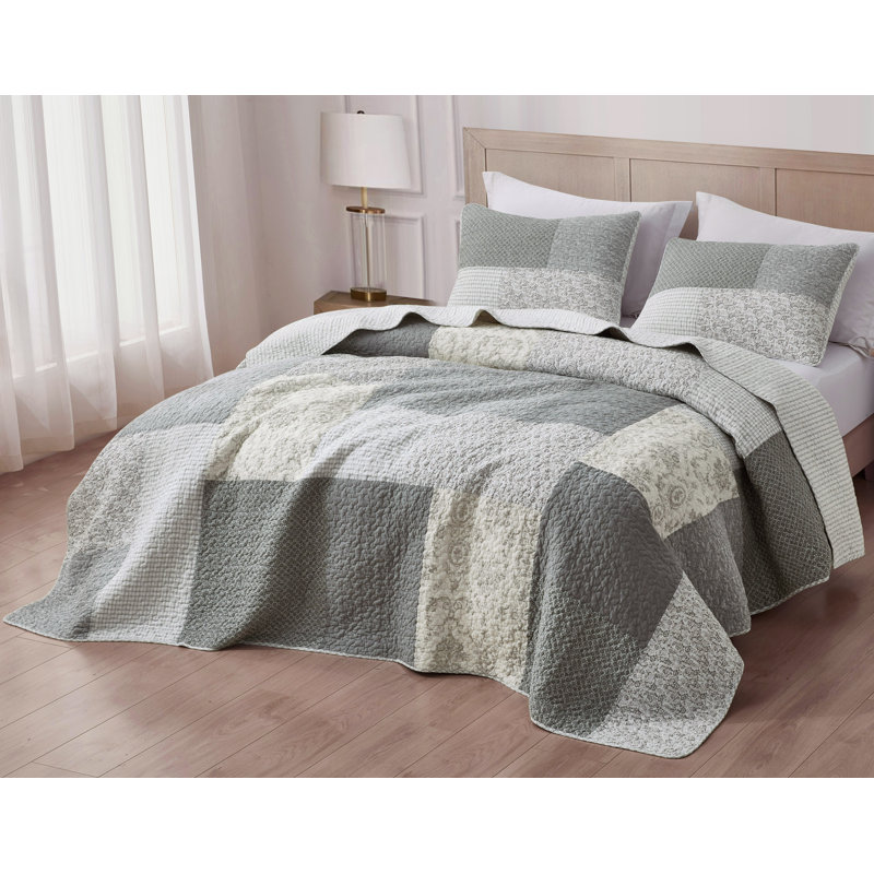 Cooper Floral Plaid Patchwork Cotton Quilt Set, King Quilt + 2 King Shams