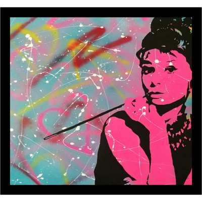 « audrey hepburn fume-graffiti », reproduction d’art encadrée