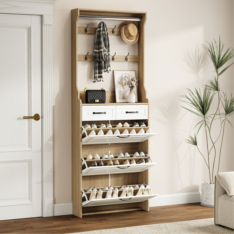 Armoire à chaussures moderne en bois multifonctionnelle avec 3 portes, 2 tiroirs et 8 crochets, offrant un grand espace de rangement pour le vestibule