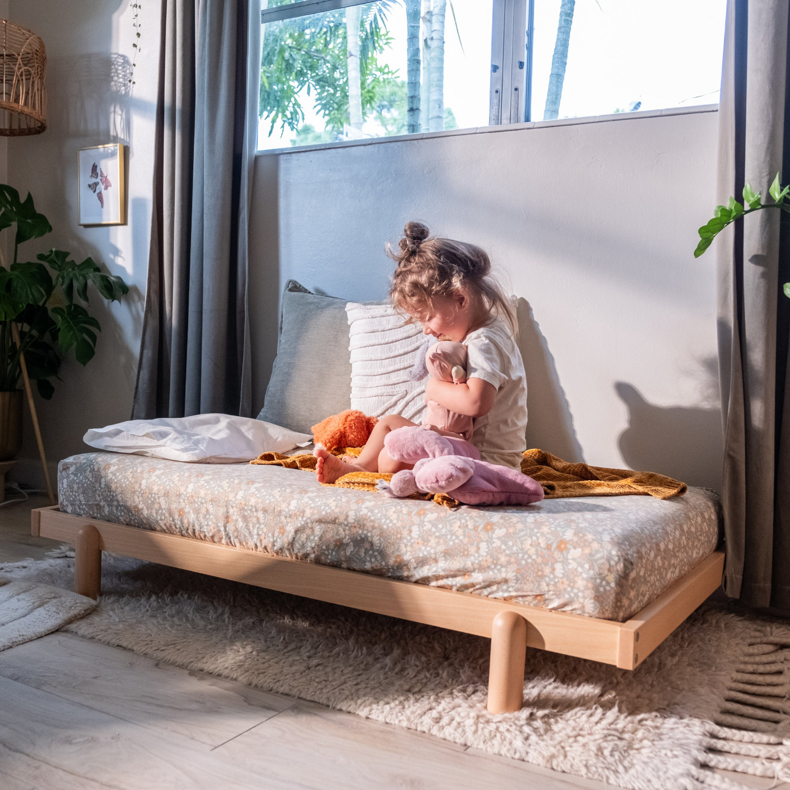 Bliss 4-in-1 Convertible Crib, Natural