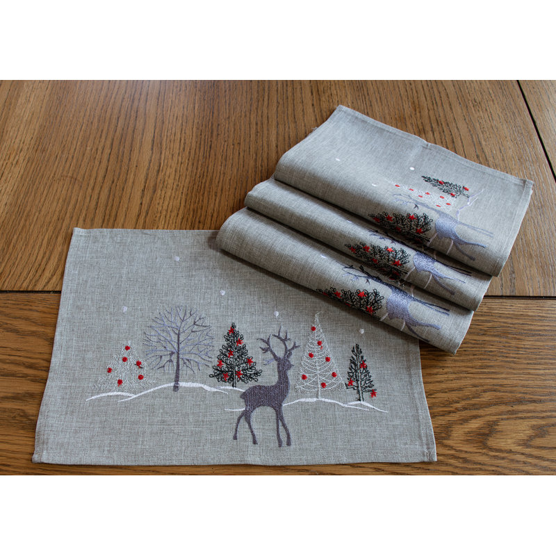 Jovonny Reindeer Scene on Light Grey Placemat (12.5" x 17")