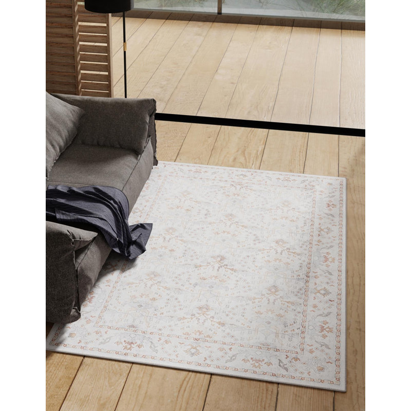 Bungalow Rose Dinah Timeless Rug, Rectangle 3 pi 6 po x 5 pi 6 po