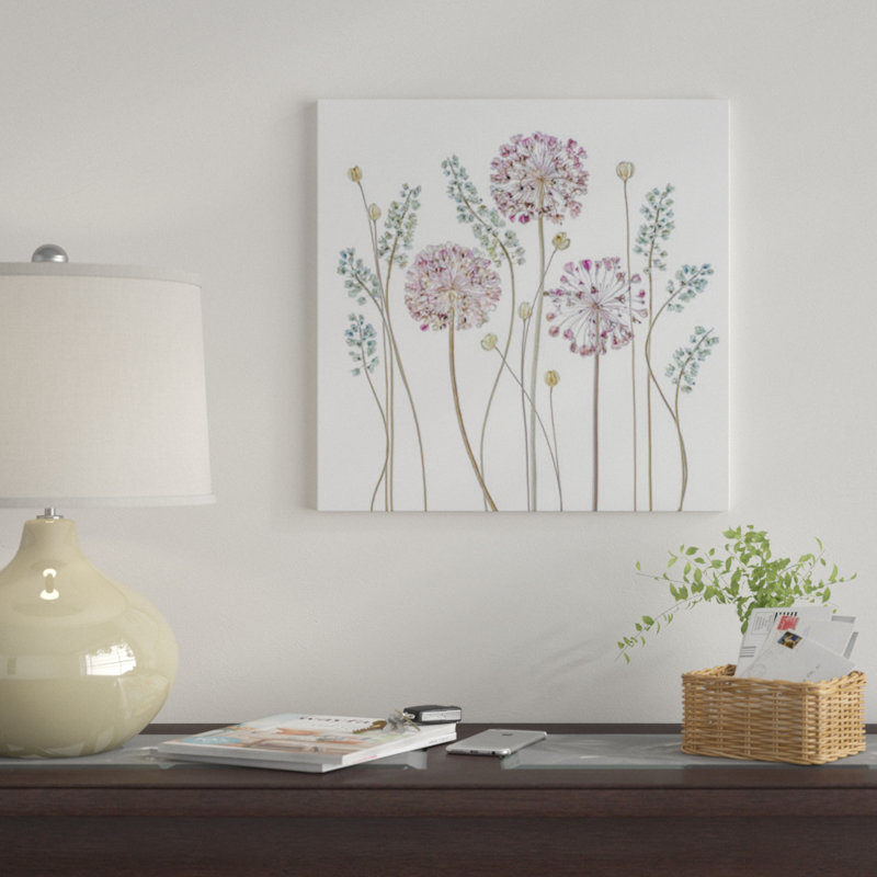 «Allium» par Mandy Disher, impression sur toile tendue, H 26 po x l 26 po x P 1,5 po, Toile encadrée noire, Pas de tapis