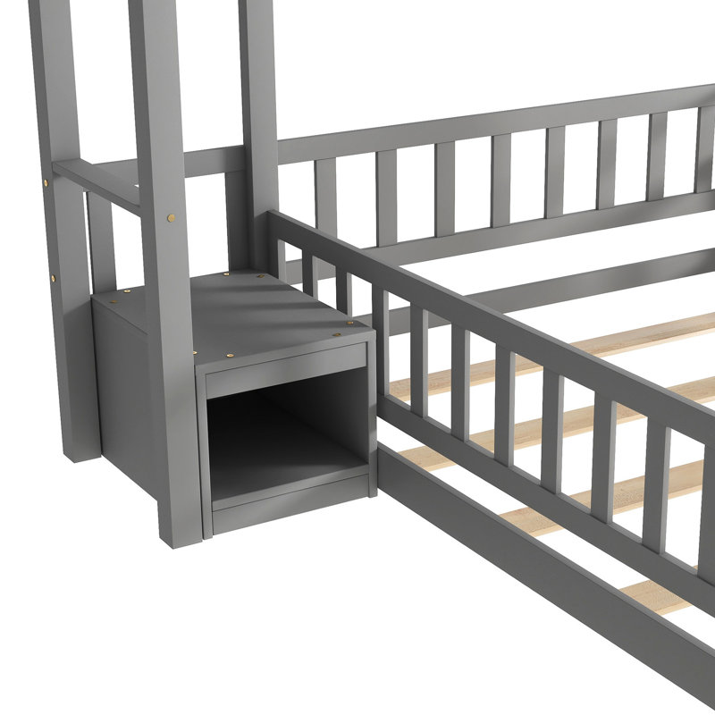 Tête de lit de style maison avec garde-corps de clôture, alliant confort, sécurité et conception compacte pour une expérience de sommeil relaxante.