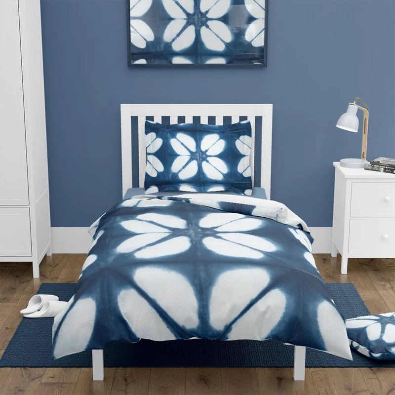  Kumo Indigo Comforter, Queen Comforter