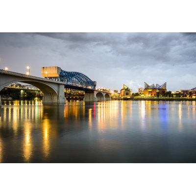 Ciena " Chattanooga, Tennessee, USA " by Seanpavonephoto