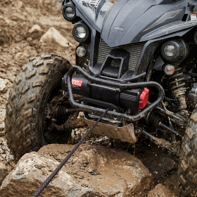 Treuil électrique de 6 000 lb, ATV / UTV 12 V CC avec corde synthétique de 0,24 po x 49,2 pi, télécommande sans fil et câblée, étanche IP55, avec plaque de montage Fairlead pour le remorquage de VTT hors route UTV