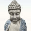 Statue de Bouddha en résine résistante aux intempéries de 16 po avec décor floral bleu pour décor zen extérieur et intérieur