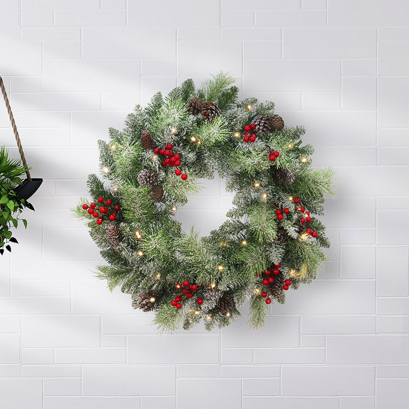 Hartwald Faux Lighted Pine 24'' Wreath