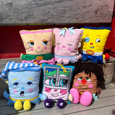 Pillow People Plush: Big Shoe