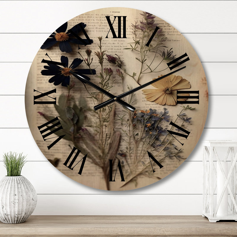 Horloge murale Reine, Moyenne