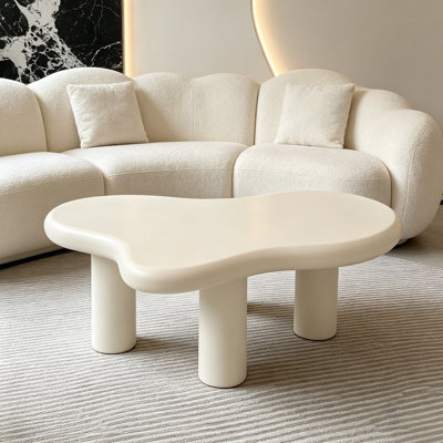 Table basse Cloud, table basse moderne en bois pour le salon, tables d'appoint avec 3 pieds, petites tables de thé pour le balcon, le patio, la chambre à coucher, blanc crème