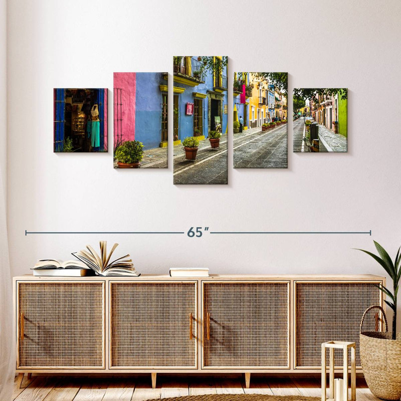 Rue mexicaine, H 24 po x l 55 po