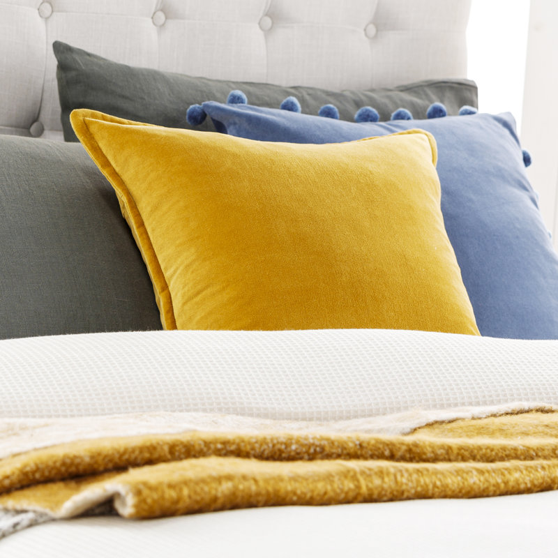 Cotton Pillow Cover, 22'' x 22''