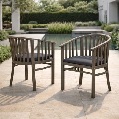 Ensemble de 2 chaises d'extérieur en bois avec coussins, gris foncé, finition grise, L 23,75 po x l 24,5 po x H 31,5 po, bois d'acacia, 2 pièces, chaise de salle à manger avec coussins moelleux