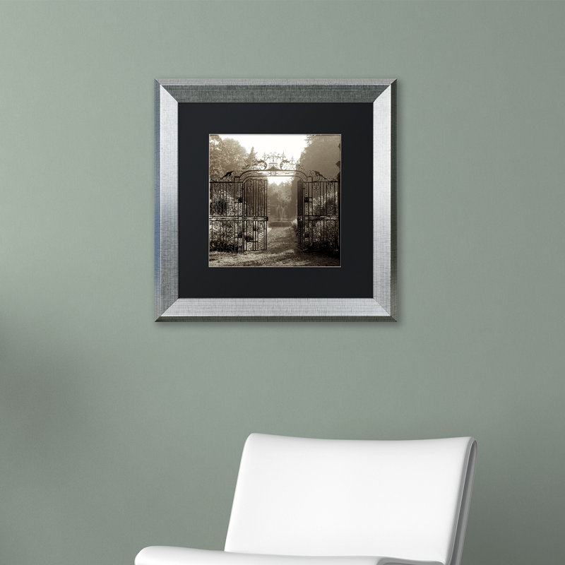 Alan Blaustein, «Hampton Gates III», reproduction de photo encadrée, H 11 po x l 14 po x P 0,5 po, Noir, Cadre noir