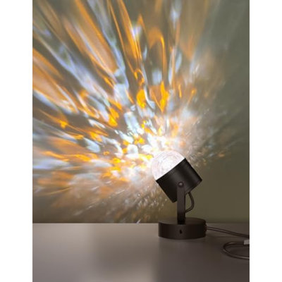 Lampe de table Plug-in Dynamic Ocean Wave Projecteur de lumière de nuit à ondulation d'eau pour la décoration de Noël de la pièce, lampe d'ambiance à changement de couleur, lumières à effet de vague d'eau vive, projection vidéographique