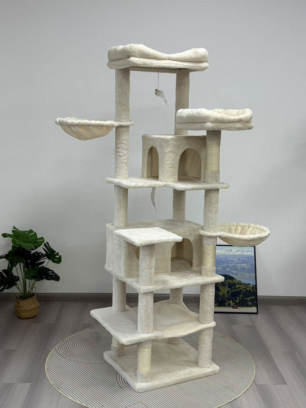 Grand arbre à chat à niveaux multiples de 68 pouces avec hamacs et poteaux à griffer, Beige