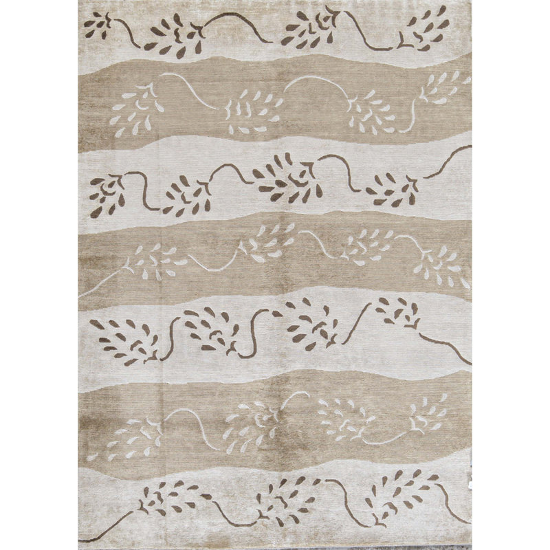 Hand-Knotted High-Quality Beige Area Rug