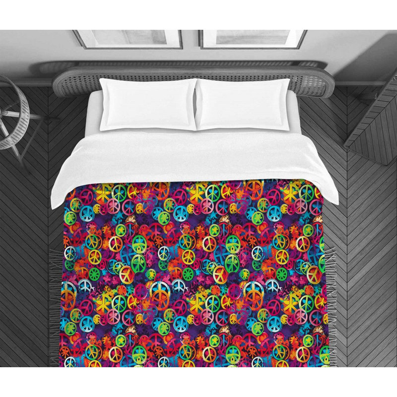 Polyester Geometric Shapes Comforter, Queen Comforter