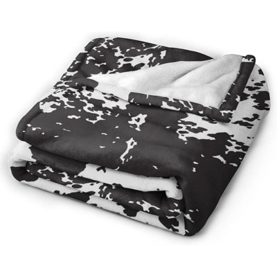 Cowhide Print Flannel Fleece Bed Blanket 80 x 60 inch Black & White Cow Spots Pattern Throw Blanket Lightweight Cozy Plush Blanket for Bedroom Living Rooms Sofa Couch