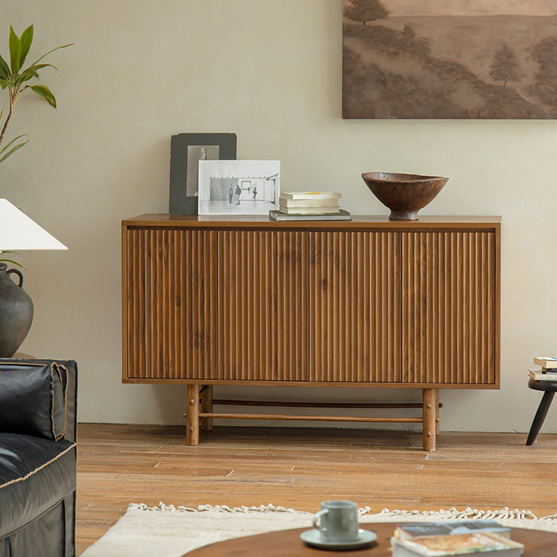 Buffet de style européen rétro minimaliste