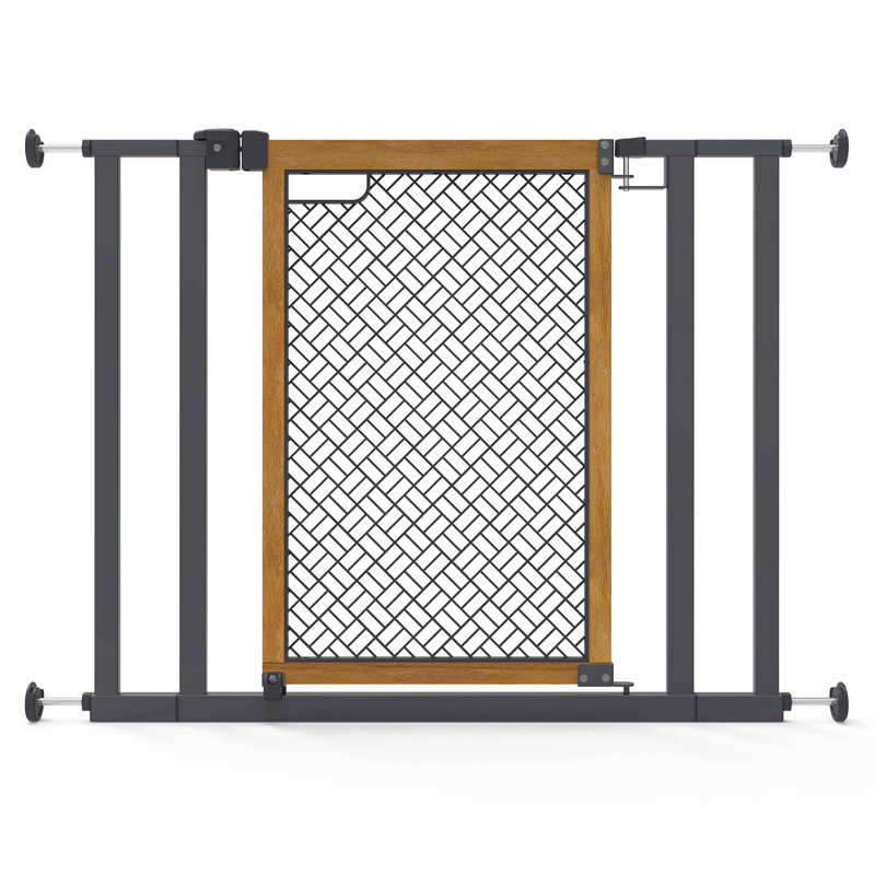 Summer Infant 26 Inch Extra Tall Doorway 36S Series Pet and Baby Gate