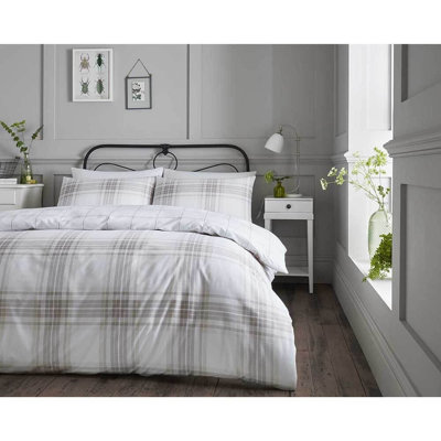 Krystal Tartan Duvet Cover Set with Pillowcases