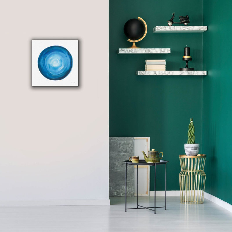 Art mural sur toile Orren Ellis «Center Of Blue 2» par Danhui Nai, H 18 po x l 18 po