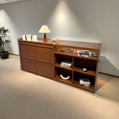 Clothing store centre island display cabinet