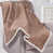 Brun clair est en rupture de stock