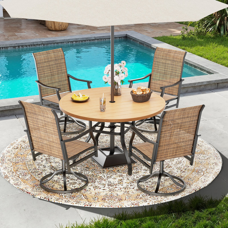 Outdoor Round Metal Dining Table, Brown, 29.52" H x 41.33"W x 41.33" D