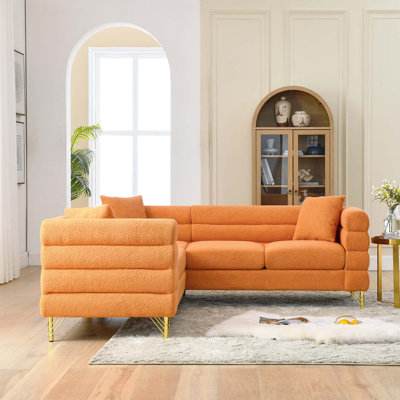 Canapé modulaire en L en forme de L avec silhouette courbée et pieds en métal
