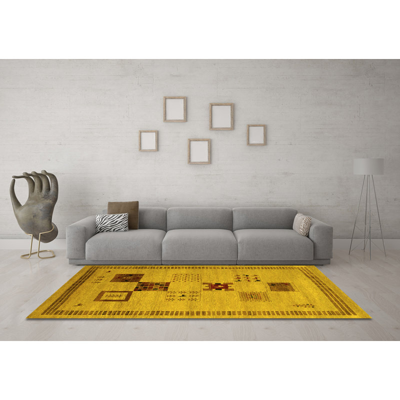 Performance Abstract Indoor Rug, Square 4'