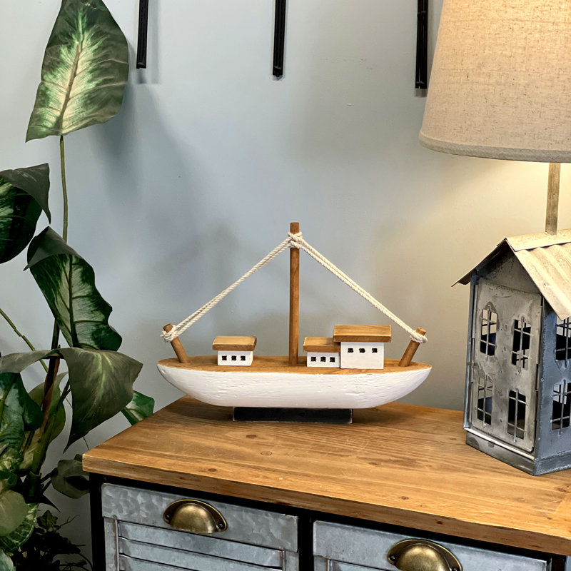 Statue de bateau de pêche côtière en bois, blanche et naturelle avec un gréement de corde, 13,5 pouces de large