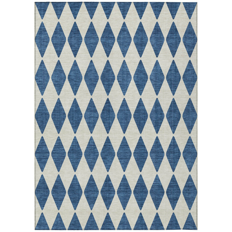 Loreen Washable Geometric Indoor / Outdoor Rug