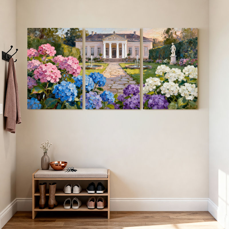 Ensemble de 3 tableaux sur toile tendue représentant une villa et un jardin d'hortensias, H 24 po x l 48 po