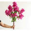 Décoration de fleurs simulées