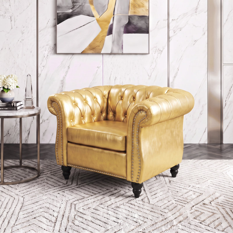 Fauteuil Chesterfield l 39 po Fairport, Gold Faux Leather