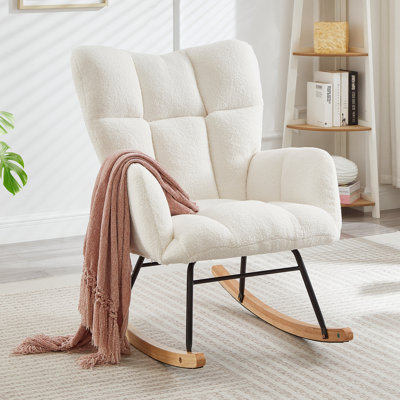 Chaise berçante capitonnée rembourrée en tissu Teddy pour le salon, chaise d'appoint avec structure en métal, blanc ivoire | Idée de cadeau