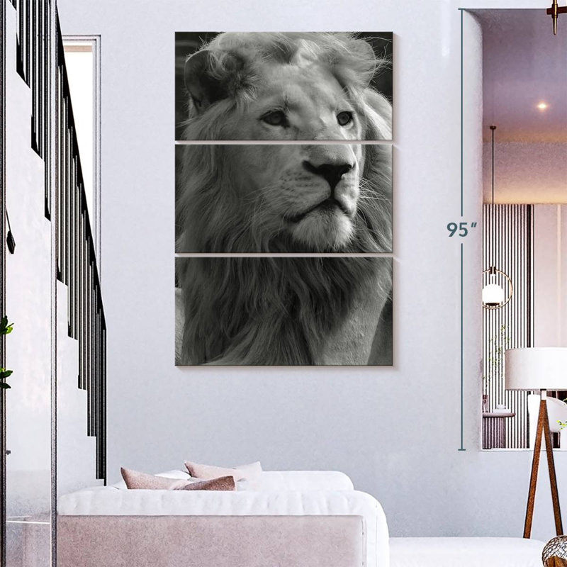 Lion monochromatique Brampt, H 74 po x l 48 po