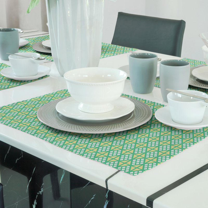 Napperon en coton 18 po Classic Diamonds, Vert / Jaune
